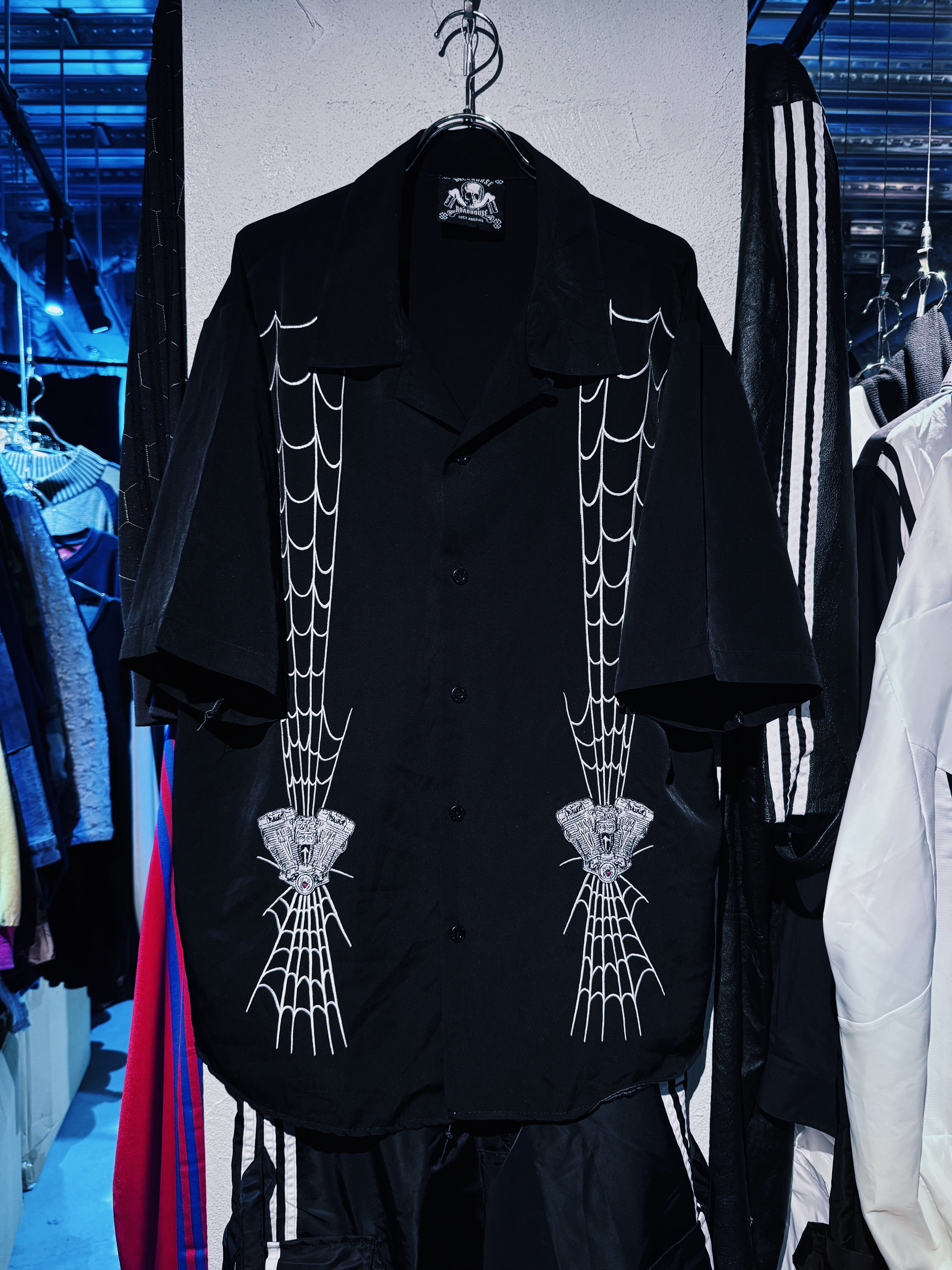 【D4C】90's vintage spider lock embroidery design open collar loose shirt