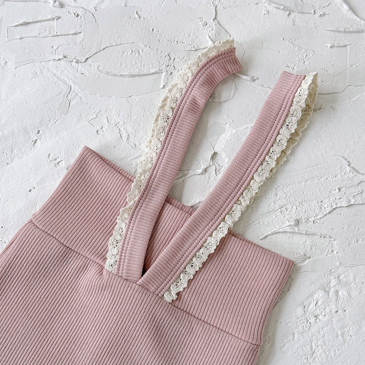 フリルサスペンダー付きレギンス