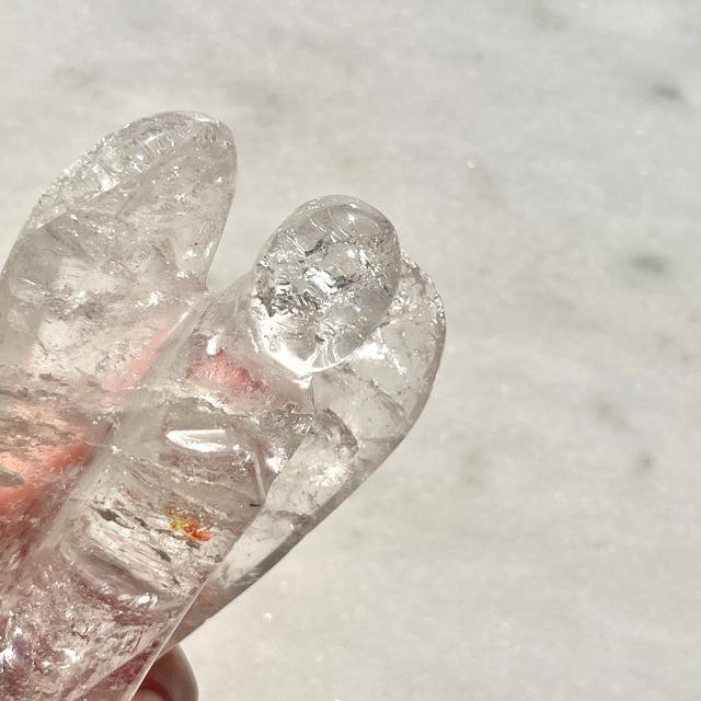 【特選】【超美石】エンジェル（天使）　水晶　お守り石（虹入り）1219