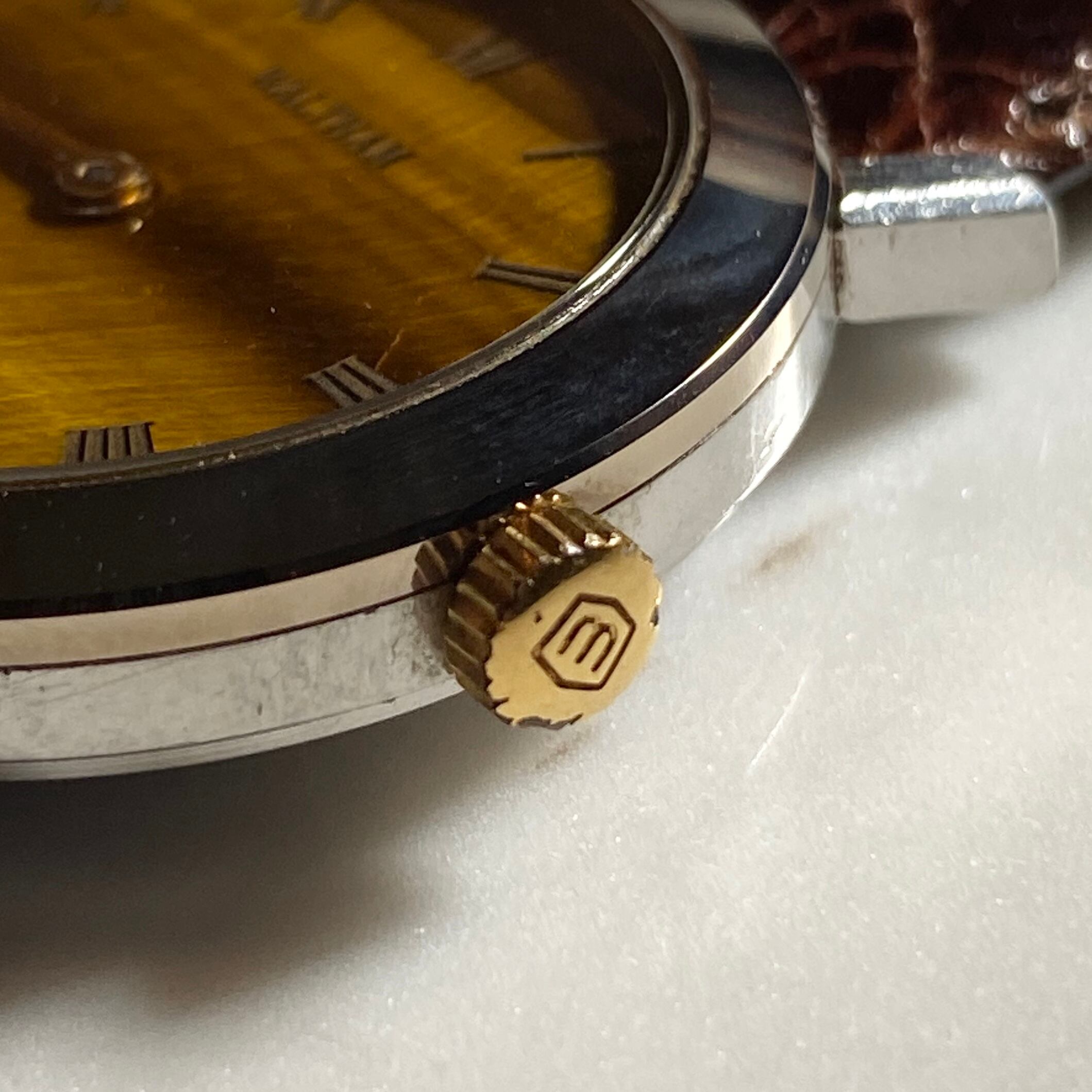 WALTHAM manual winding watch set with tiger eye | NOIR ONLINE