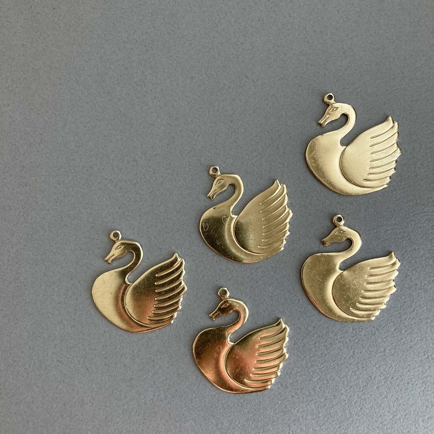 最終入荷〉USA真鍮 スワンパーツチャーム | Dua-アクセサリーパーツ