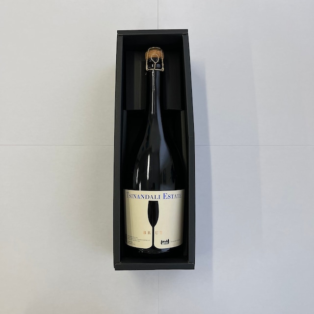 【ギフト】TSINANDALI ESTATE BRUT 2020　スパークリングワイン１本ギフト