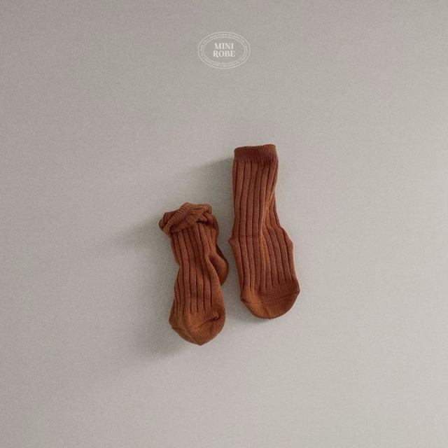 minirobe25wn_Pistachio Socks
