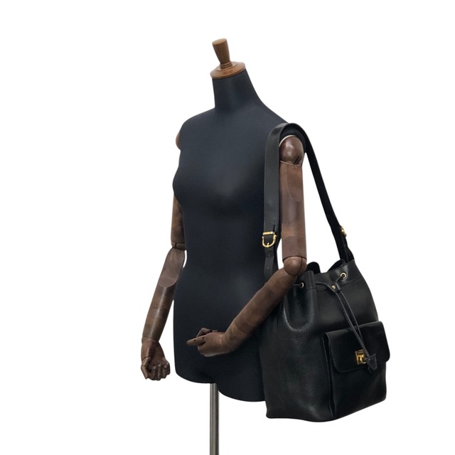 CELINE セリーヌ ショルダーバッグ ブラック ガンチーニ レザー 巾着 フロントポケット vintage ヴィンテージ オールド 3gt2jh