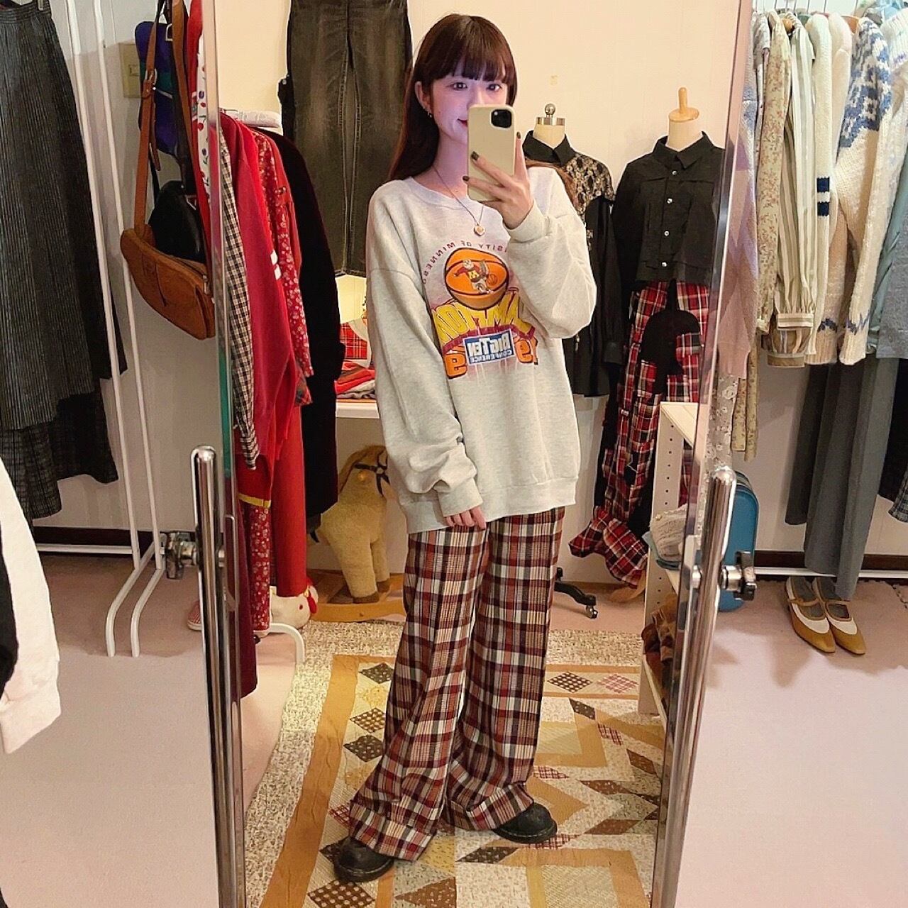 90s squirrel basketball sweat