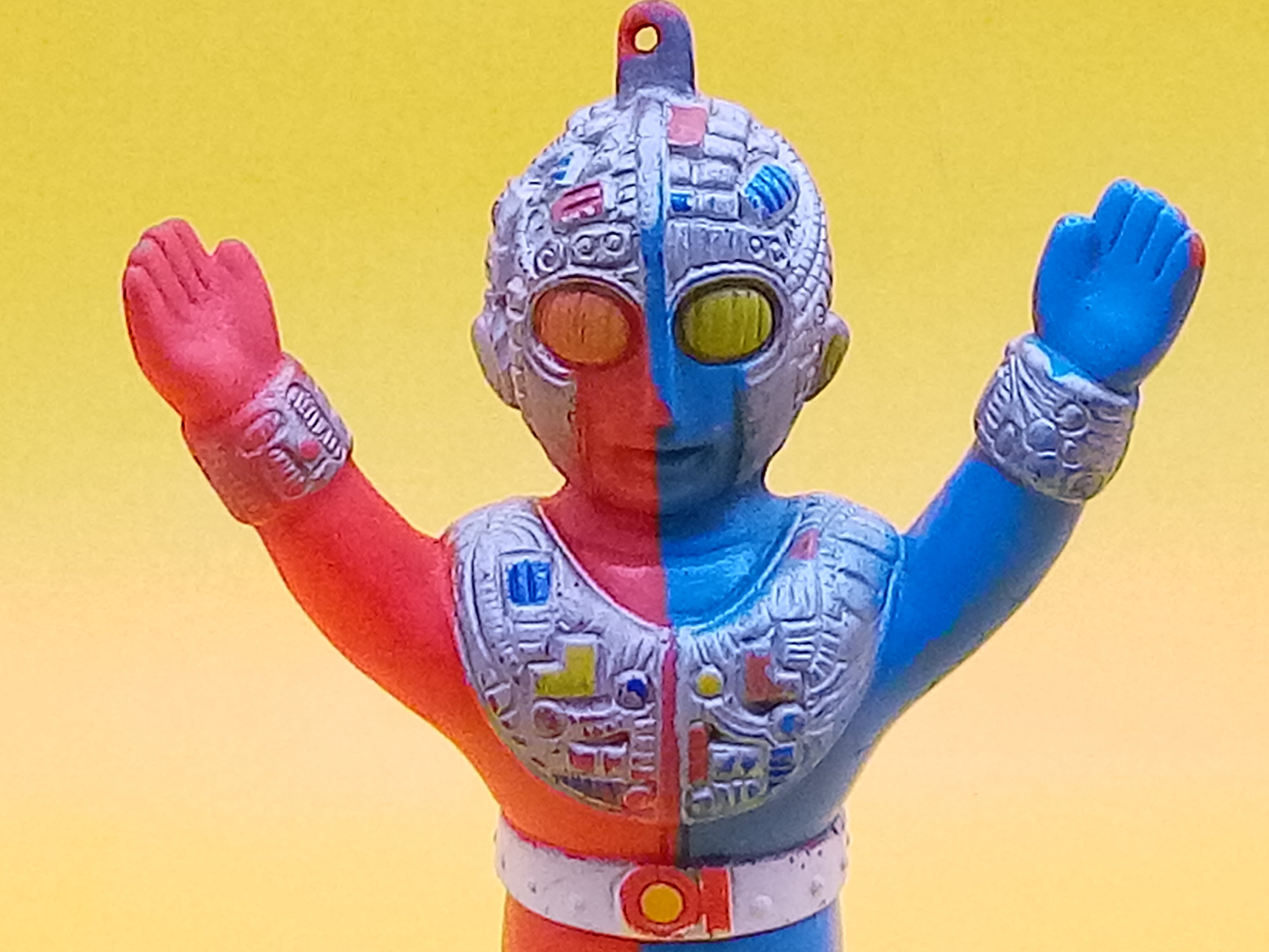 ポピー キカイダー 01 ペンダント ソフビ【88100450】 | トイズキング  