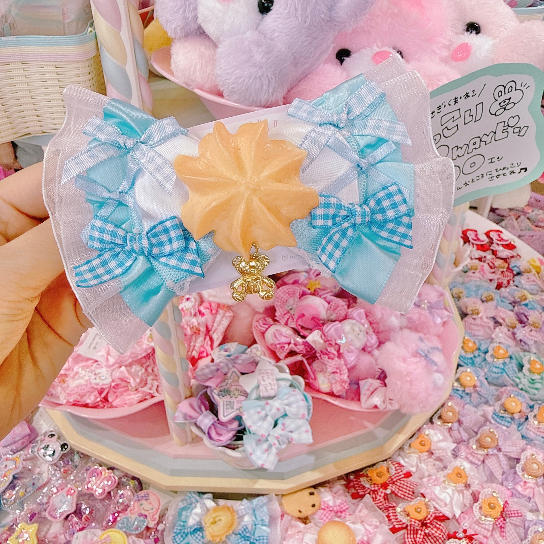 【F7】70-84ヘアクリップ