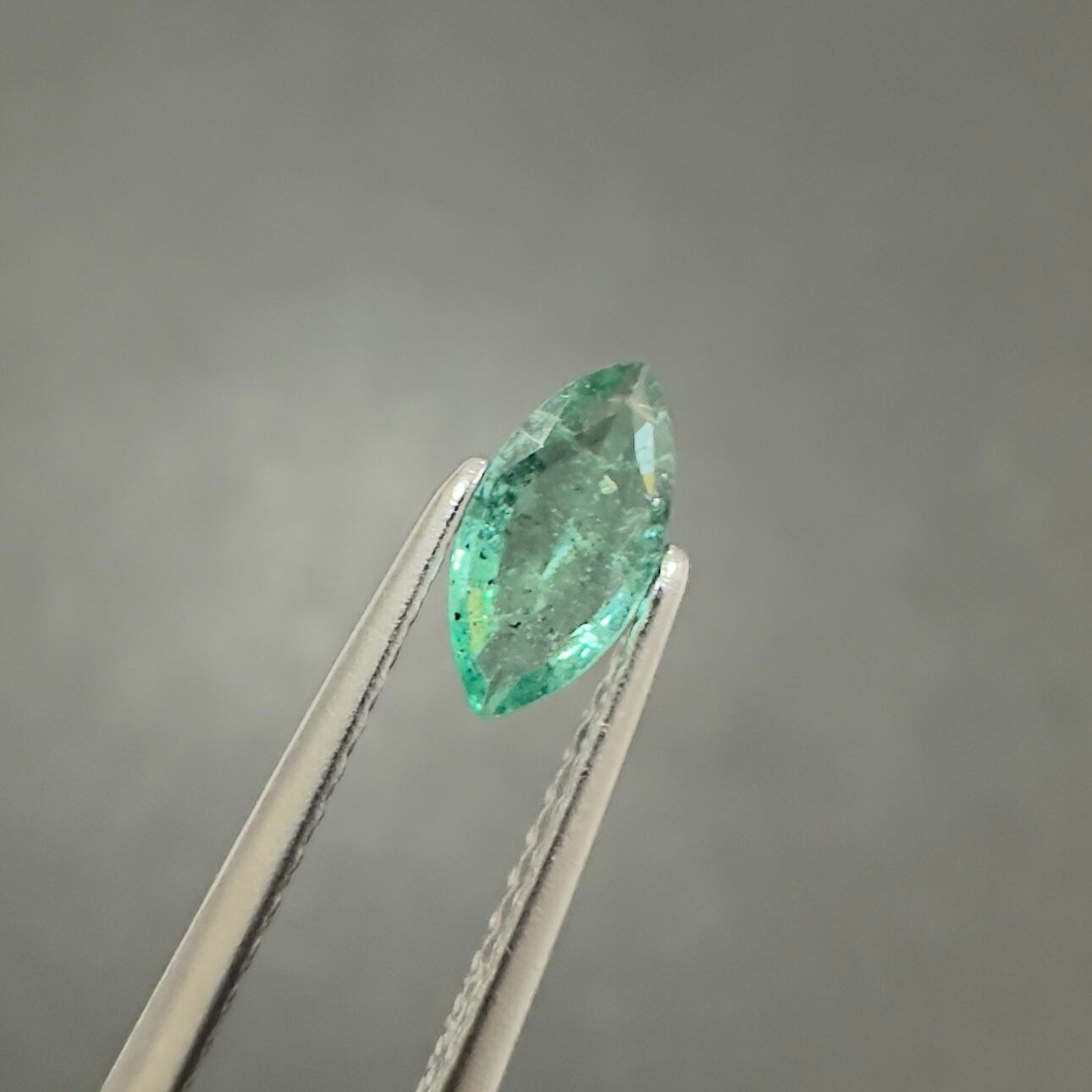 ★真作保証★定価180万円★エルテ ★エメラルドナイト バイカラーキャシテライト エメラルドカット ビルマ産 0.46ct