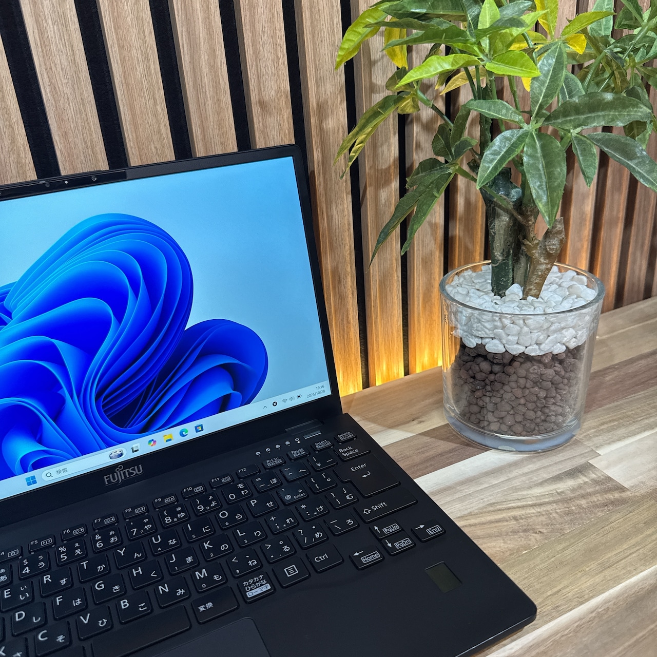 \ 公式ショップ限定価格❣️/ LTE《2022年モデル》LIFEBOOK U9312/K 第12世代 FHD メモリ8GB SSD256GB ノートパソコン 安心サポート&3ヶ月保証付き