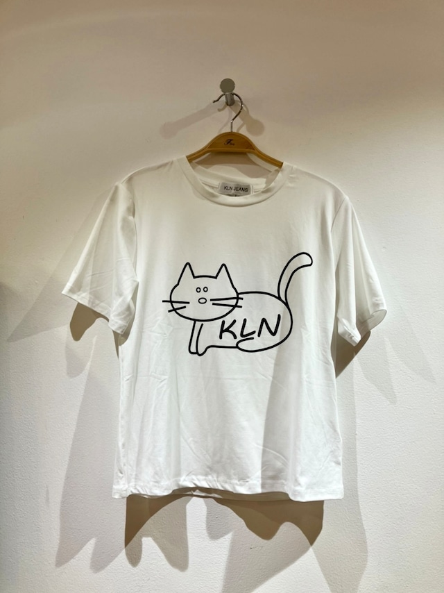 猫ちゃんTシャツ