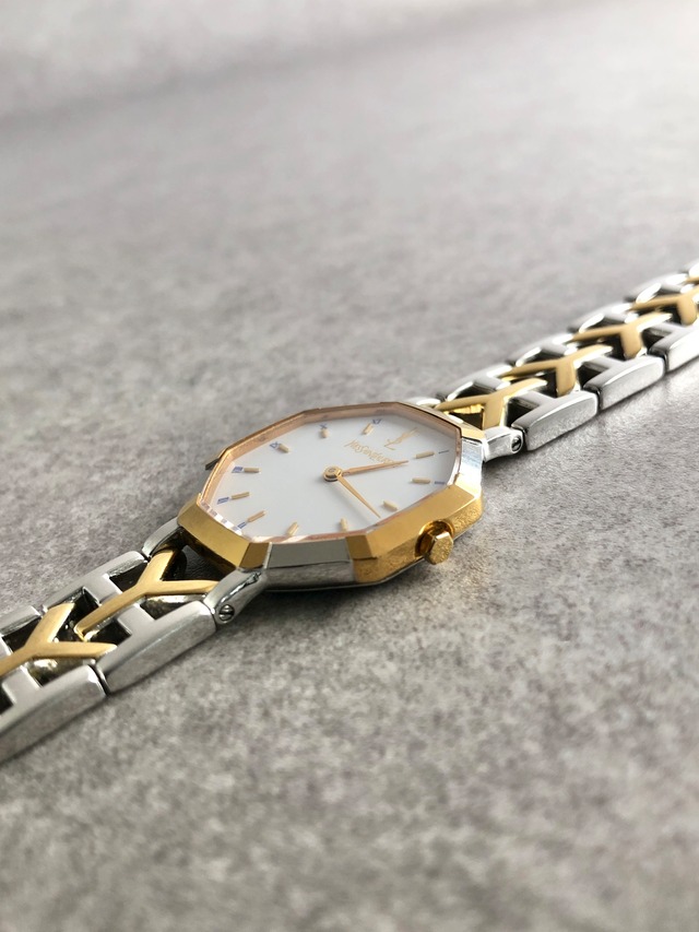 Yves Saint Laurent イヴ・サンローラン 腕時計 シルバー×ゴールド YSL ローマ文字 ステンレススチール クウォーツ vintage ヴィンテージ オールド paum2s