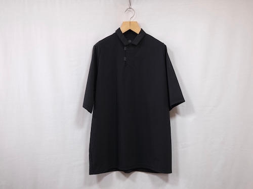 TEATORA”CAPSULESNAP POLO SHIRT - DR  BLACK”