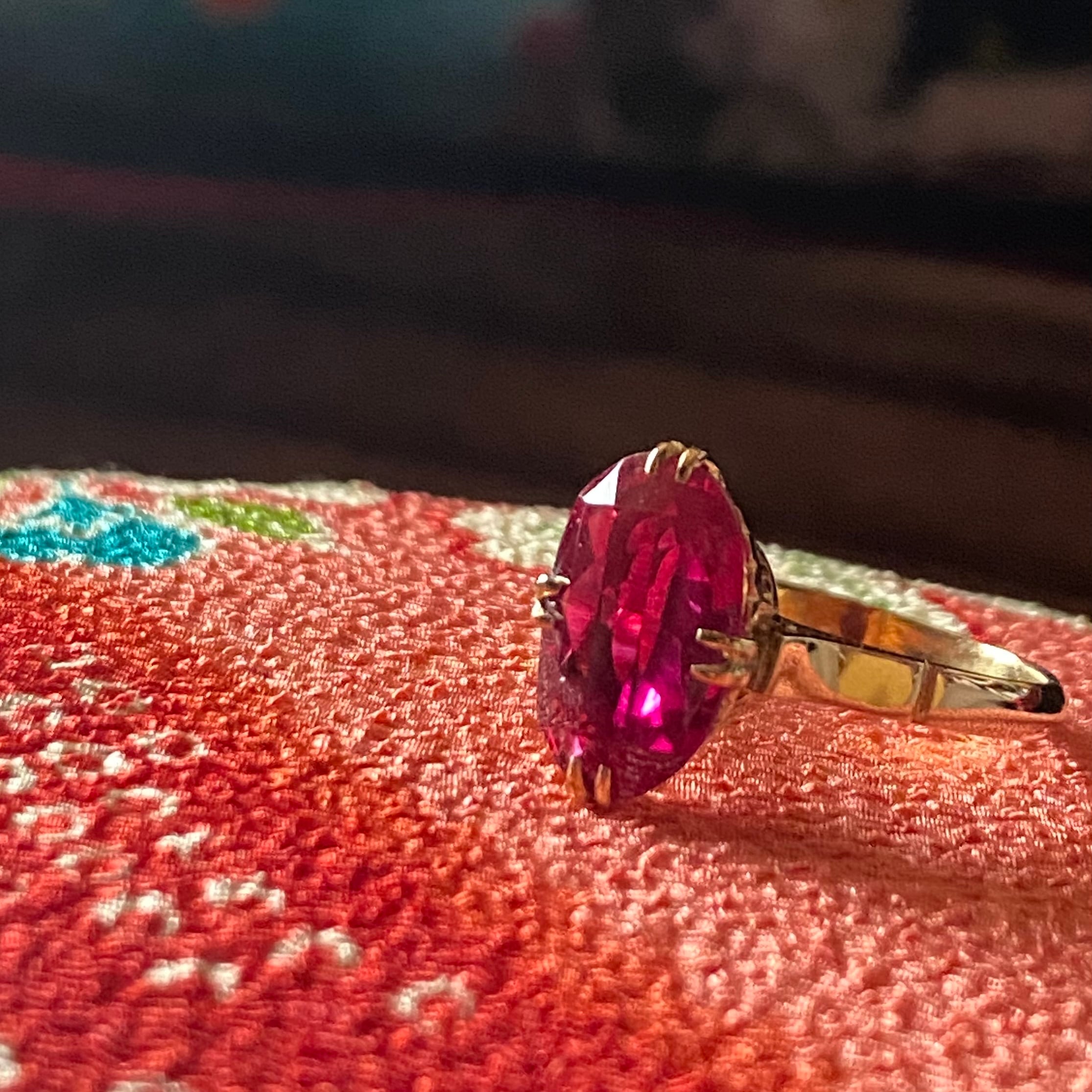 Japanese traditional ring】昭和レトロリング❤︎ラズベリーカラーの ...