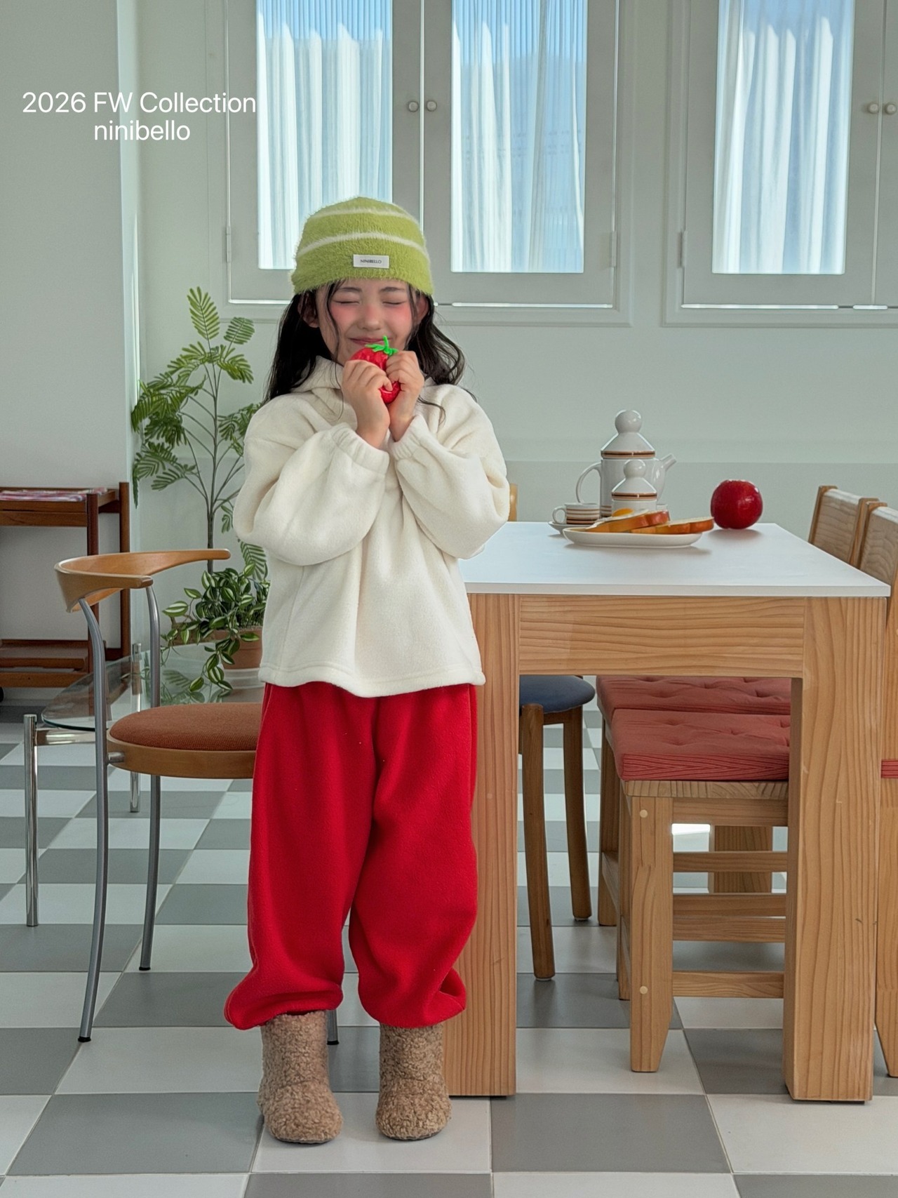 ニニベロ / ninibello / テレトビーフリースフーディー / 韓国子供服 / キッズ / 26winter〖取寄〗*XS~XXL*
