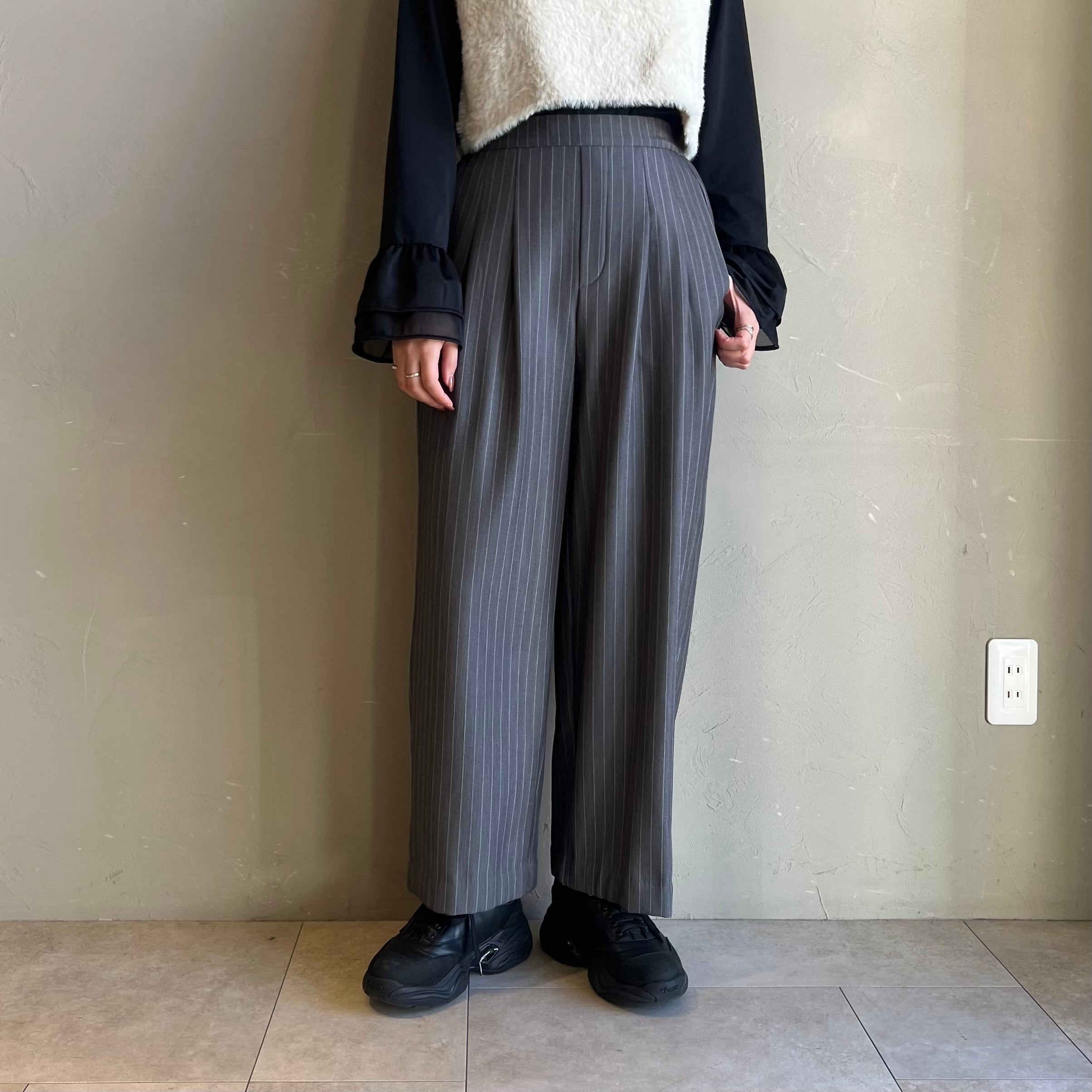 【 CYNICAL 】ツイル×裏起毛ボンディングタックパンツ