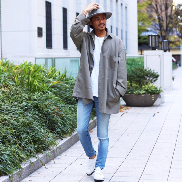 over long shirt（olive）