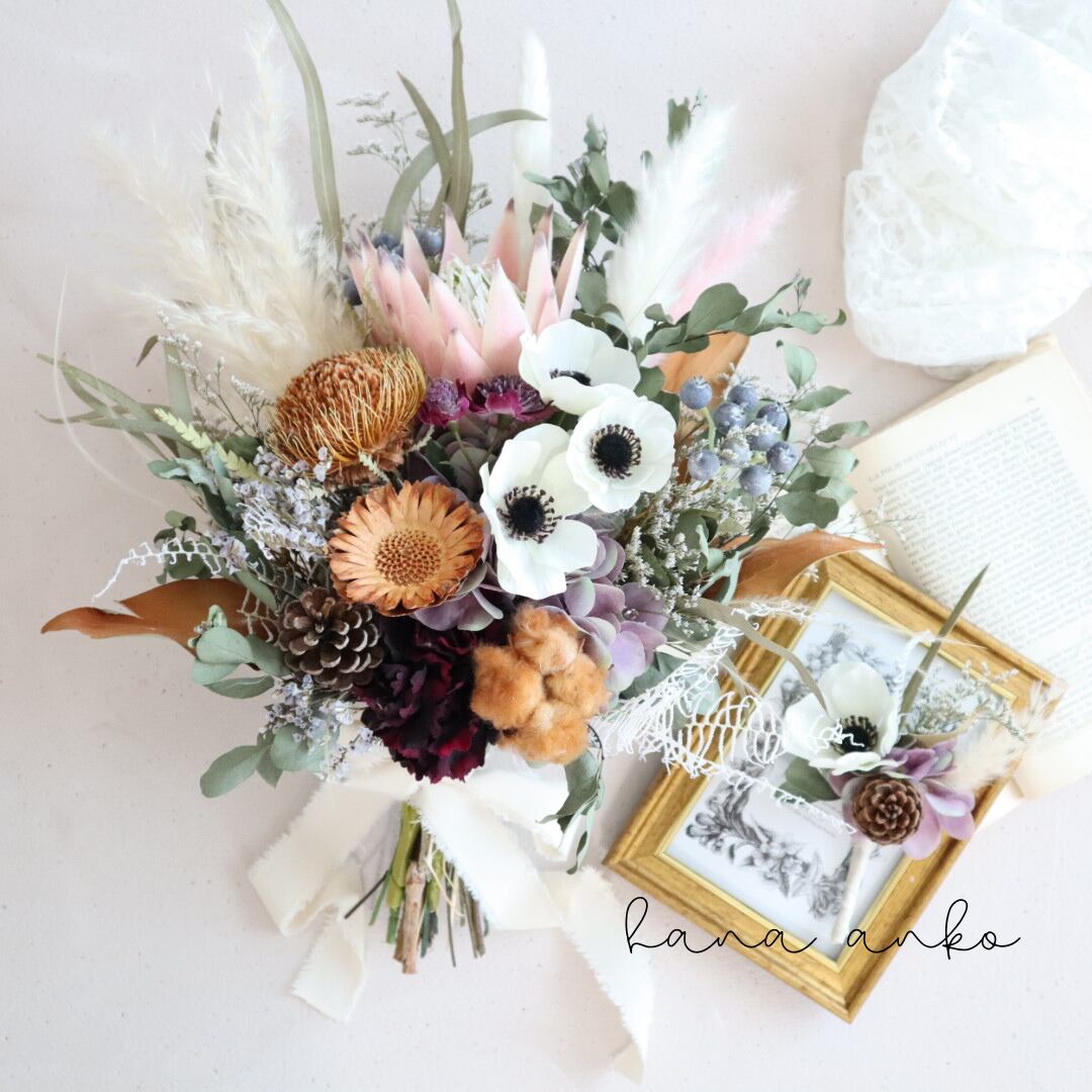 低価格で大人気の プロテアとアネモネのブーケ ブートニア ブーケ Hassoncaterers Com