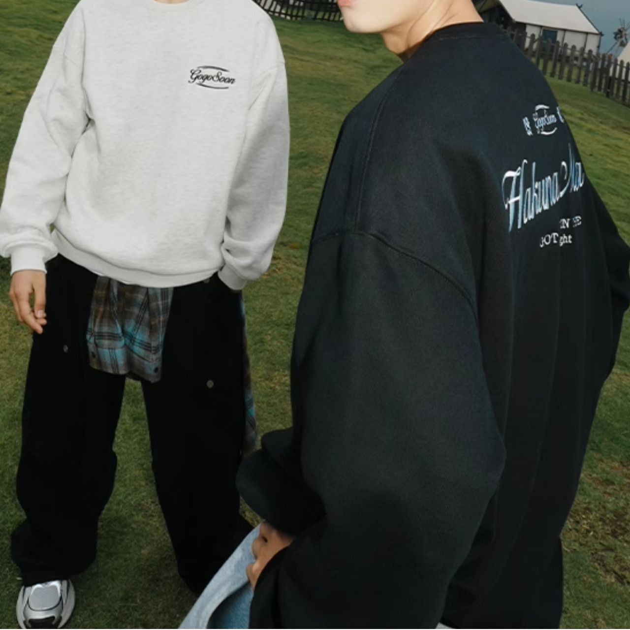 胸ロゴバックプリントスウェット　1048