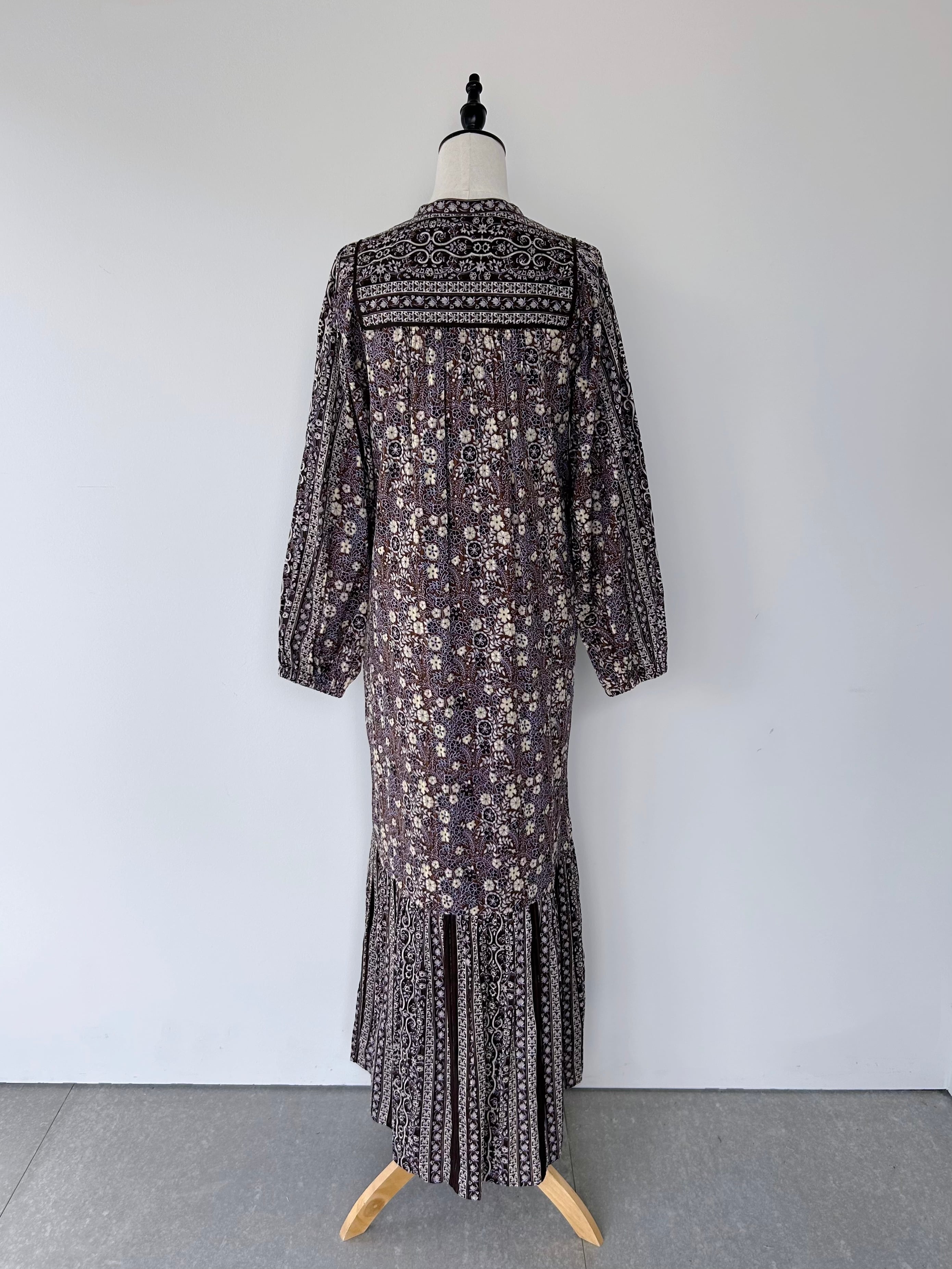 Sara Mallika Cotton Jacquard Flower Print Yoke Dress | KOKO