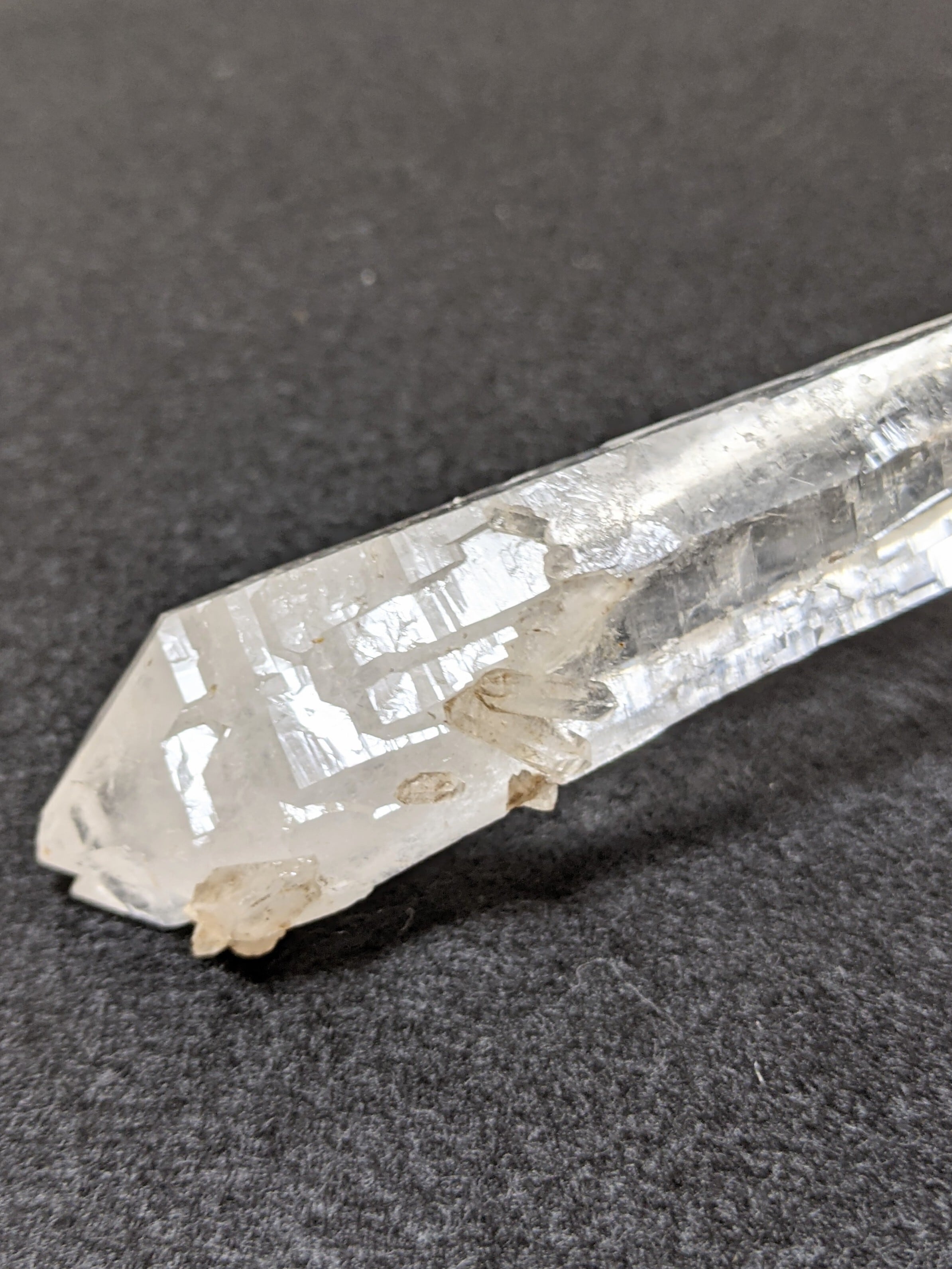 レーザーワンドクリスタル Wポイント 19.3cm 123g | Stone Kingdom