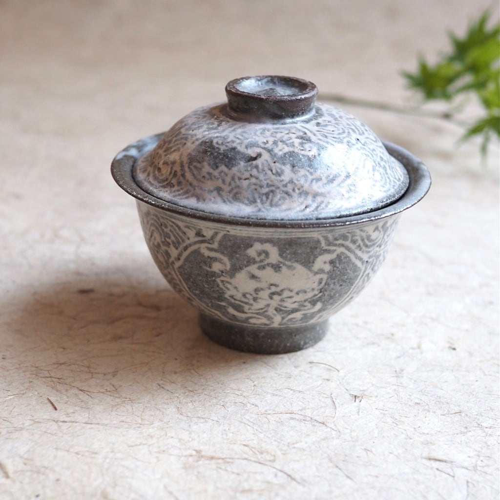 土本訓寛・久美子/象嵌 蓋碗 蝶・蓮華・福寿