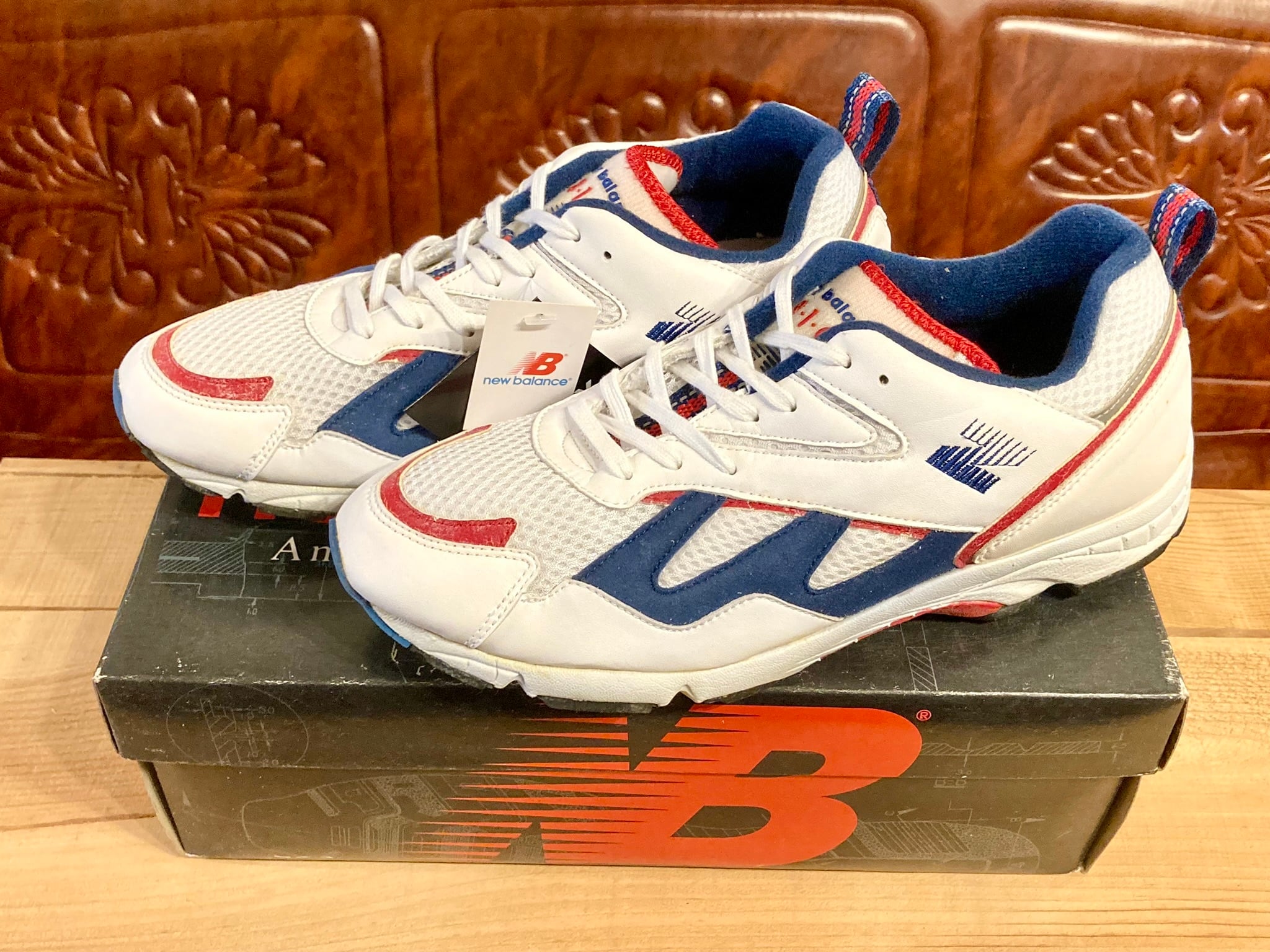 New Balance（ニューバランス）COMP810（コンプ） 9.5 27.5cm NR 4E 白