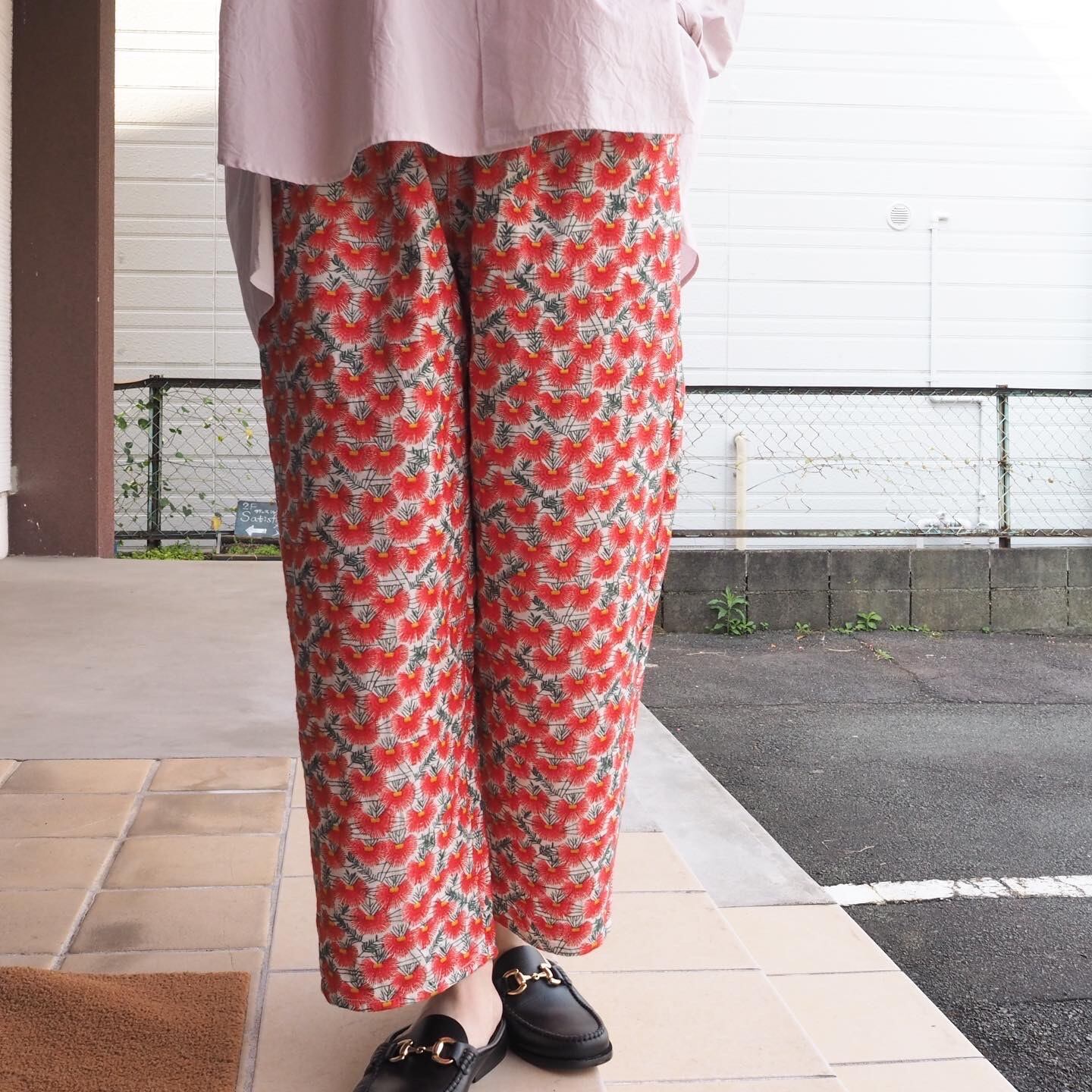 yuni ユニ 多色刺繍コットン イージーパンツ yuni多色刺繍easyパンツ