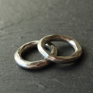 ◆錫 (スズ) × silver リング【Hammered Tin Ring 】