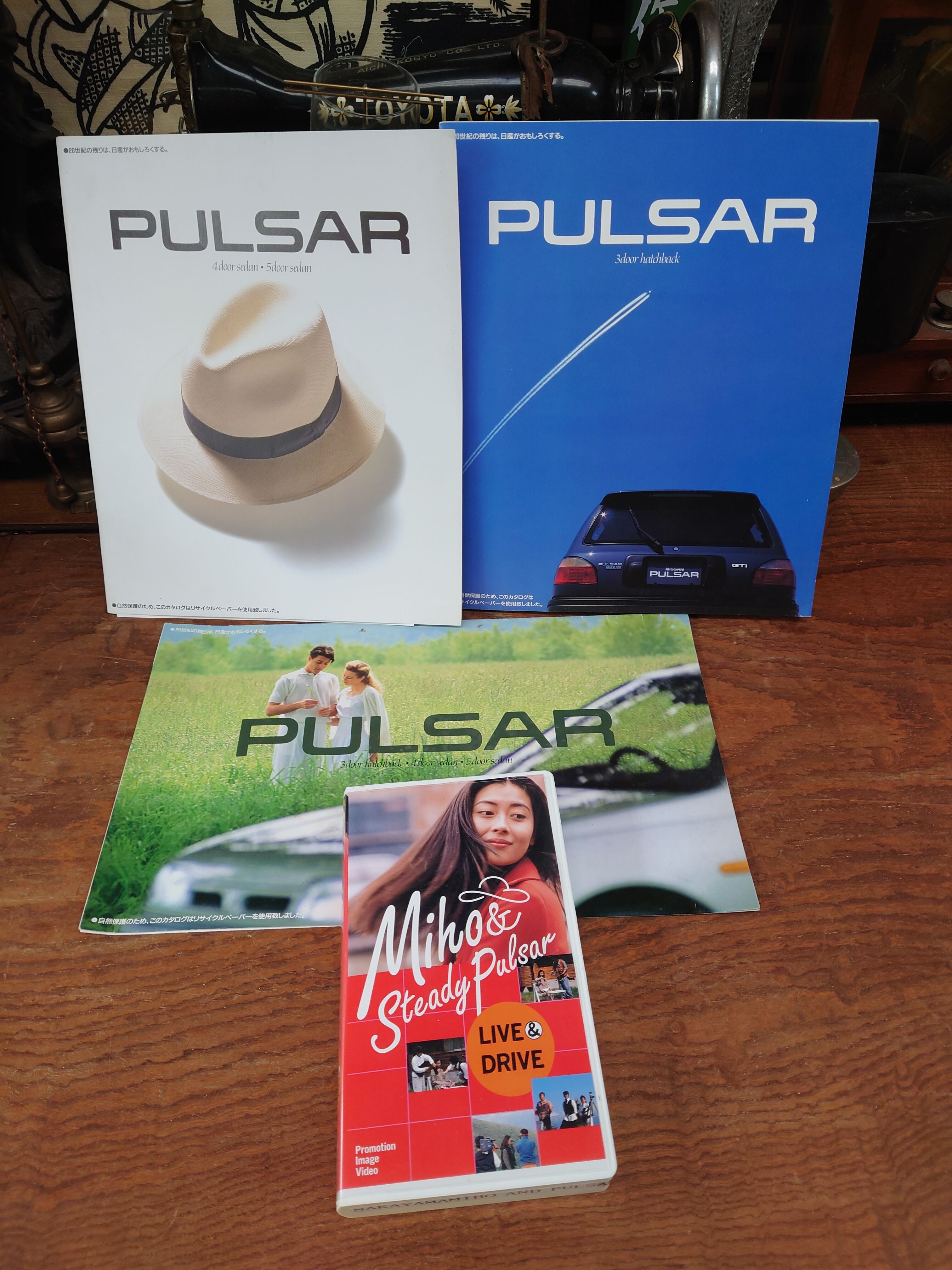 送料込み】【希少】ケンメリ 2000GTカタログ+ タイピン2個+ノベルティ