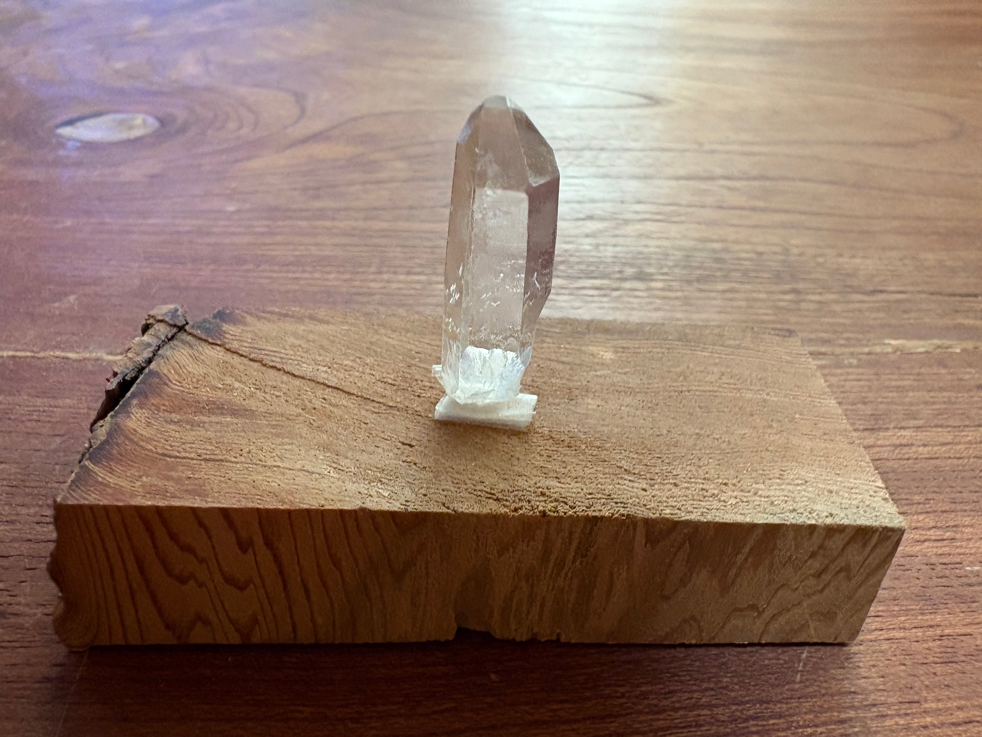 高千穂岩戸水晶AAA単結晶① | Crystal Moon -Miyazaki Quartz-