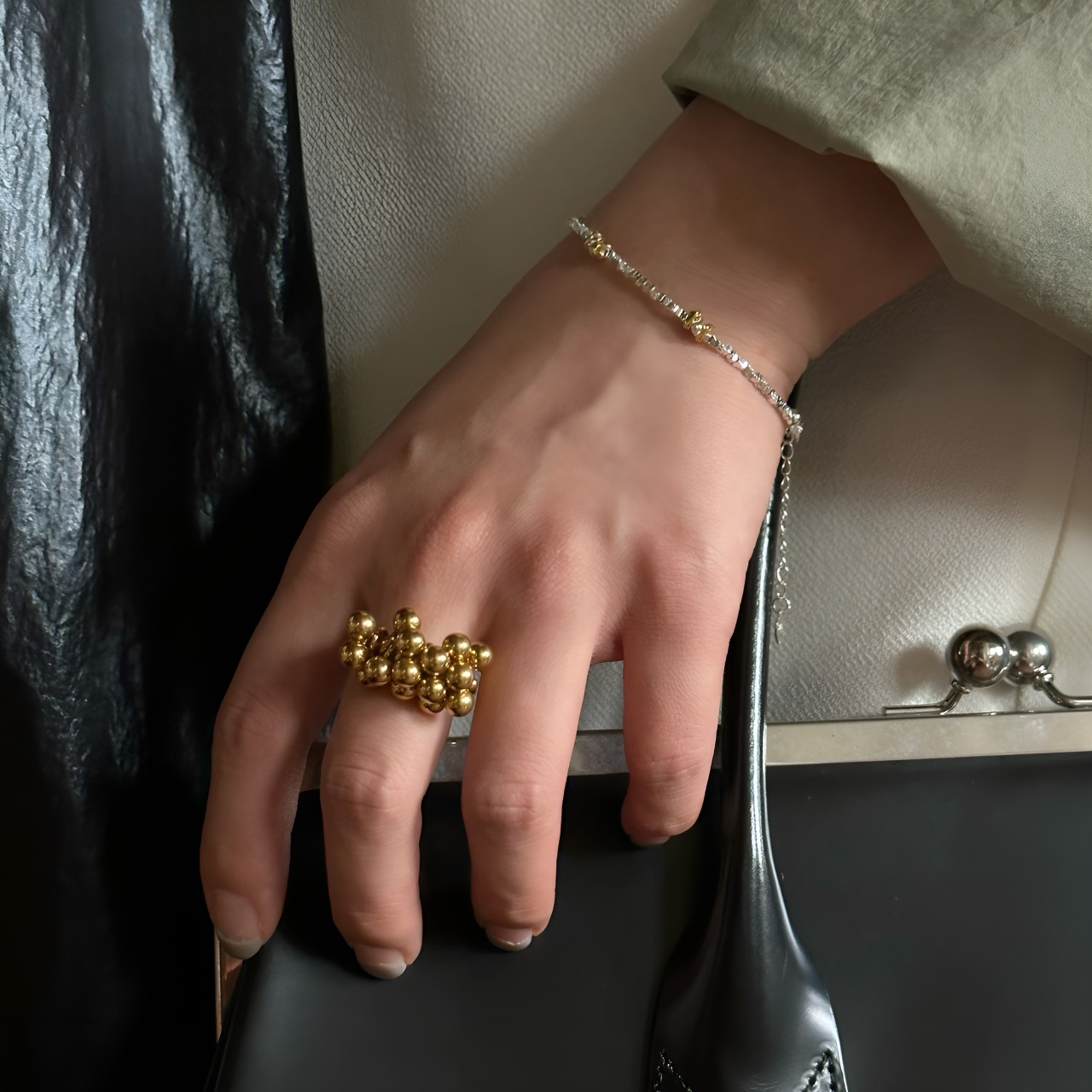 Golden grape high-end design ring【H00037】