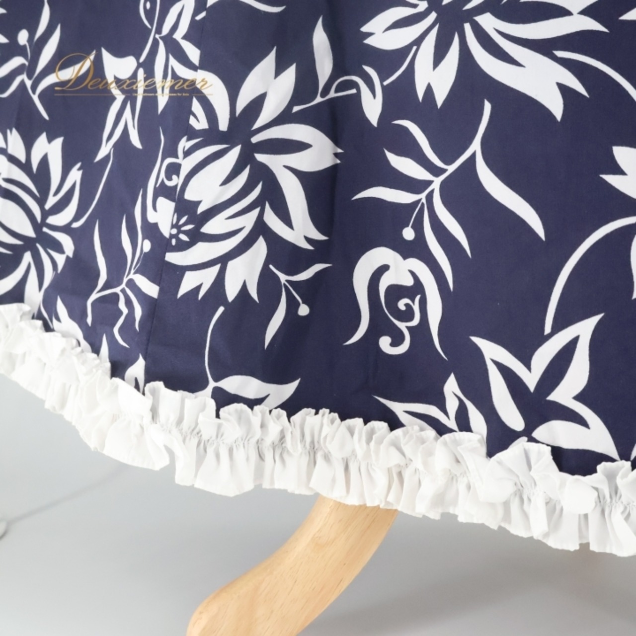 フラダンス 衣装 ワンピース ドレス ネイビー系 プリンセスカイウラニ ハワイ製 ハワイアンプリント アロハ レッスン 練習 Princess Kaiulani フラ ダンス ホワイト系 紺 白 フリル ノースリーブ かわいい おしゃれ 上品 大人っぽい 華やか フレア リゾート 花柄 かわいいデザイン レディース