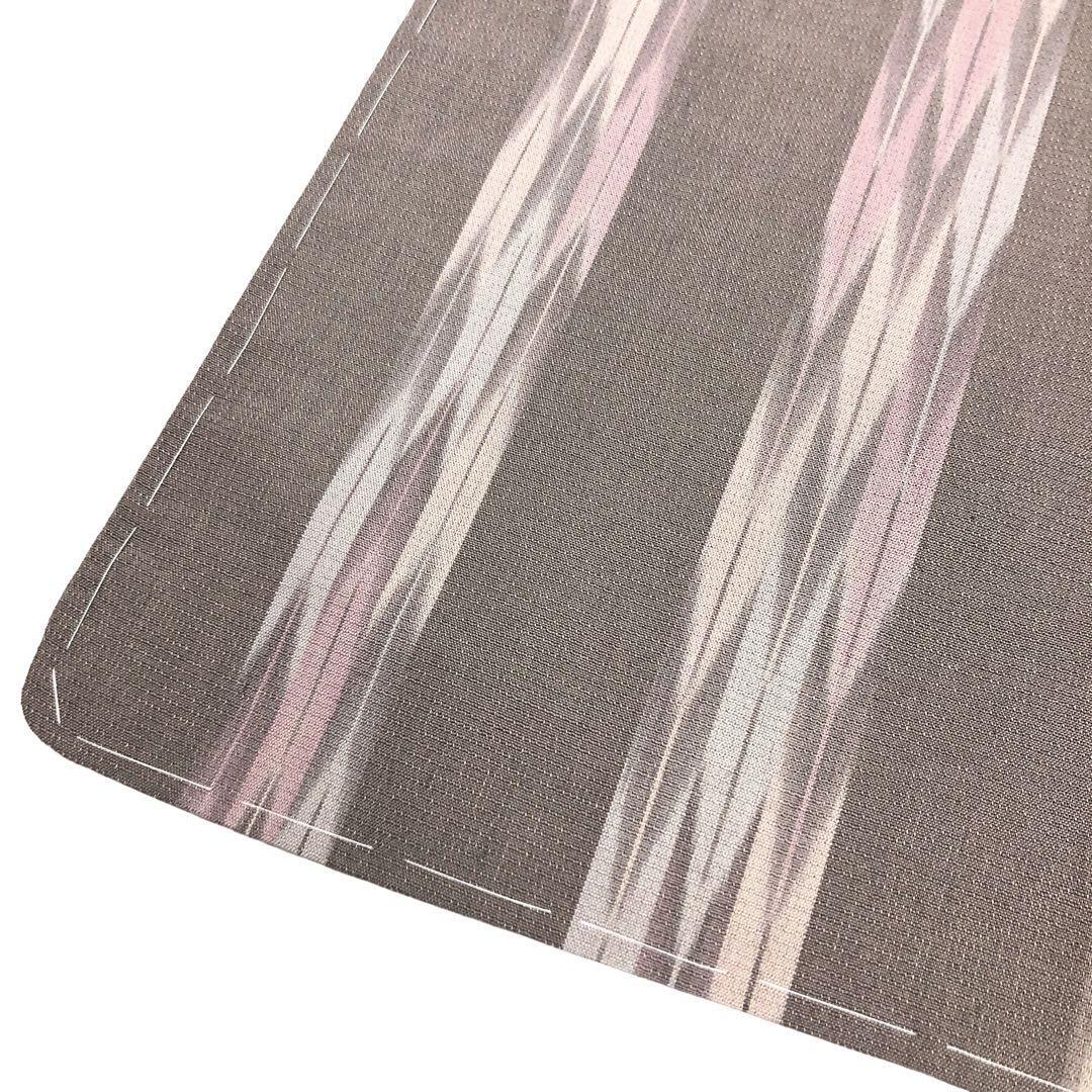 K-2983 単衣 京絣紬 雅生紬 三代目市三郎 矢絣 鴇色鼠色 しつけ糸