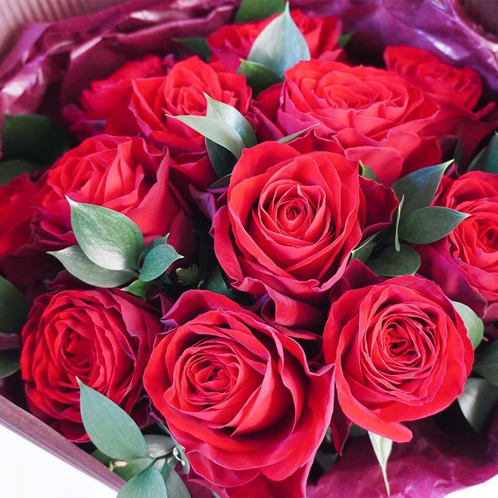 最高級の赤バラで愛をこめて ダズンローズブーケ 送料込み よいはな Yoihana 最高品質のお花をお届けするネット通販