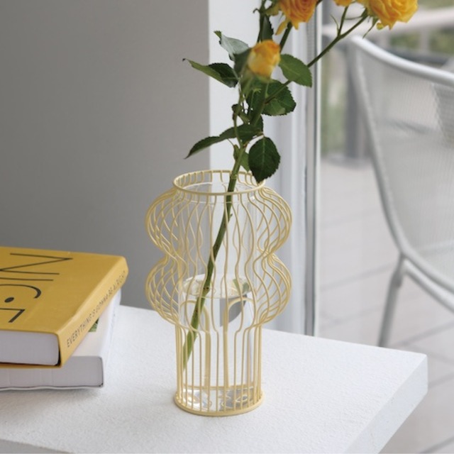 ワイヤーベース yellow