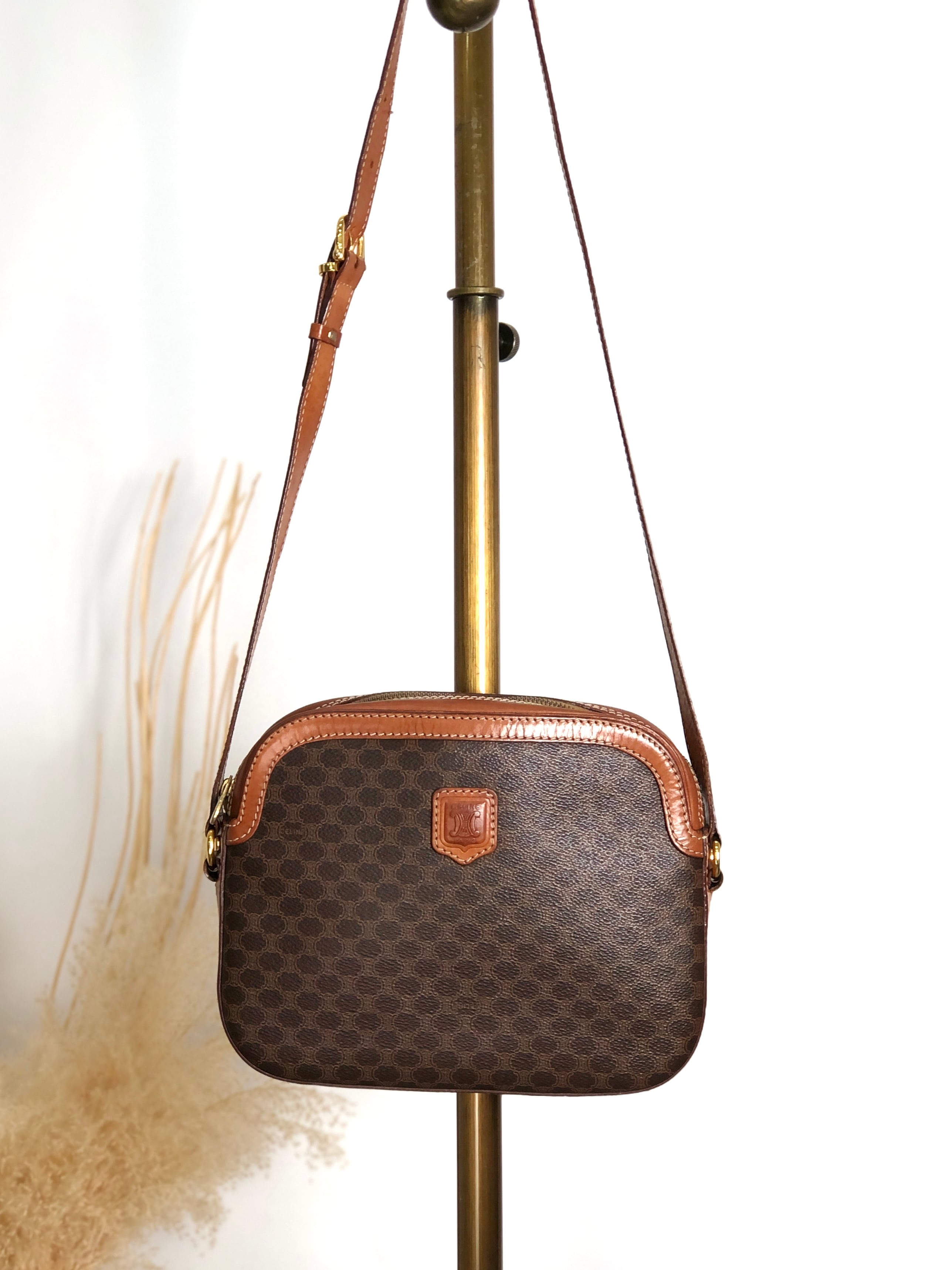 CELINE セリーヌ ショルダーバッグ ブラウン マカダム ブラゾン型押し PVC レザー フレーム vintage ヴィンテージ オールド bp2ksi