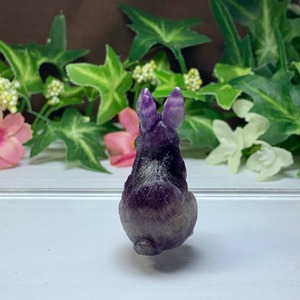 2.フローライトうさぎ・インテリア