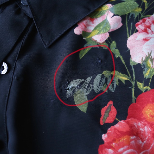 symmetry flower art pattern over silhouette see-through shirt