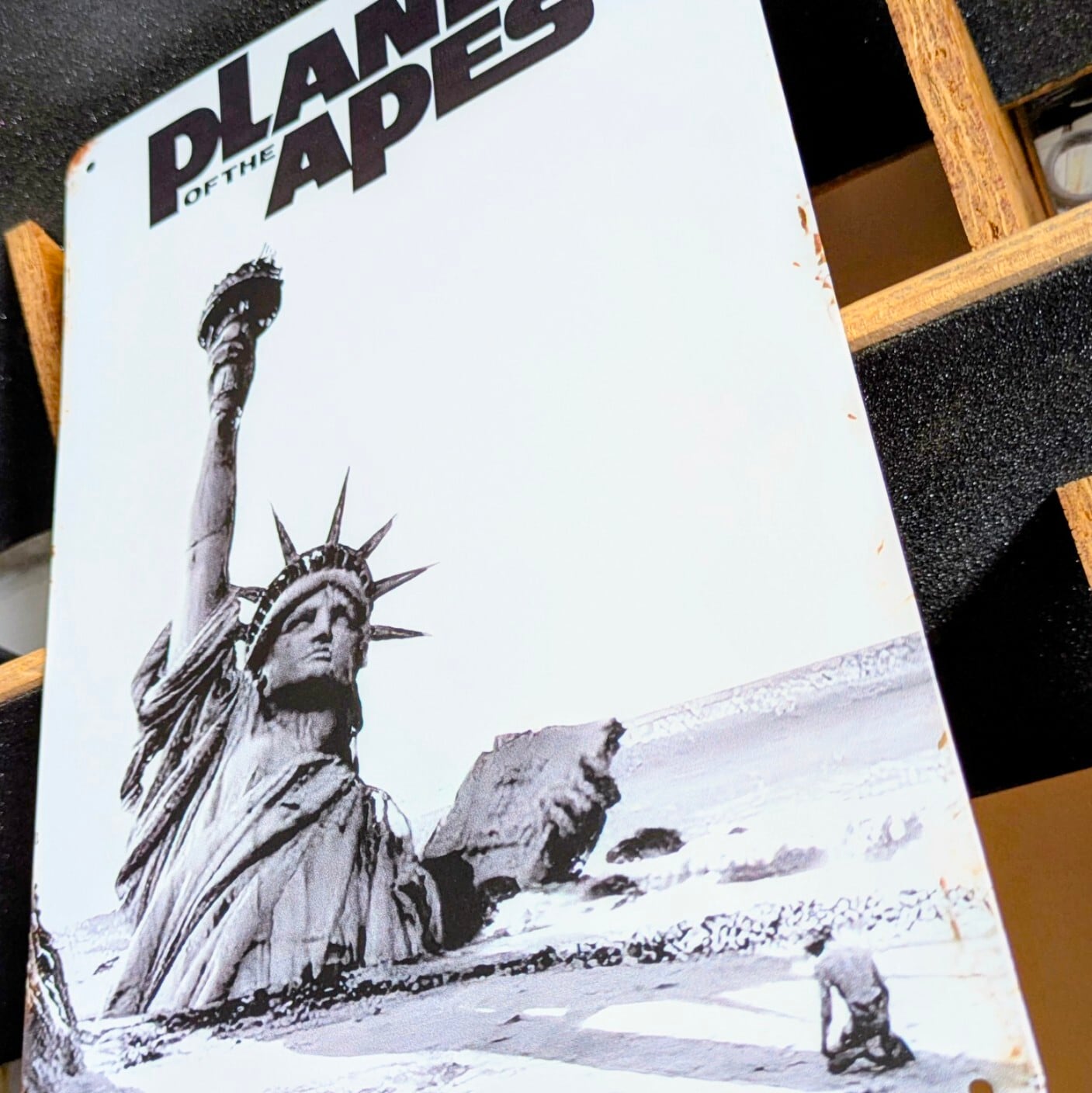 ♧送料無料！ちょうどいいブリキ看板【 Planet of the Apes ( 猿の惑星 ) 】自由の女神&テイラー METAL SIGN / メタルサイン / ブリキ看板 / サインボード / ビンテージ加工 〚アメリカン雑貨 アメトイ〛