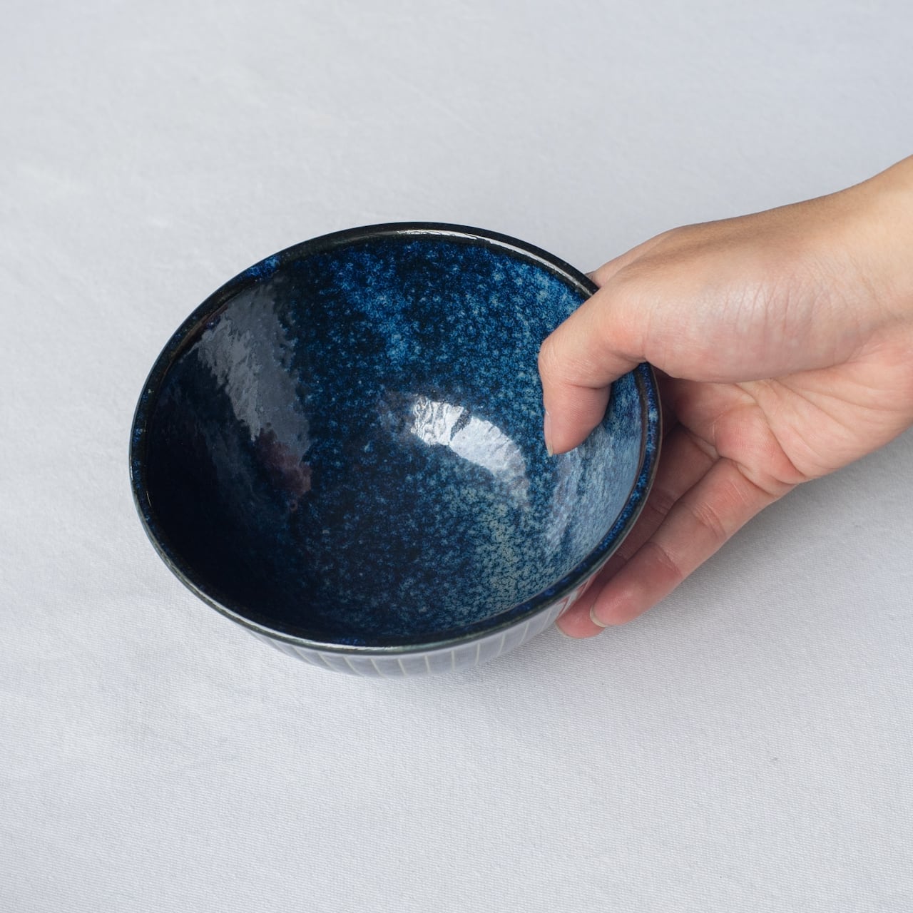 線のご飯茶碗【ネイビー】 | Kamani | 多治見で営む 美濃焼器のWebショップ