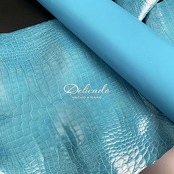 クロコダイル ミント ブルー ミドルウォレット