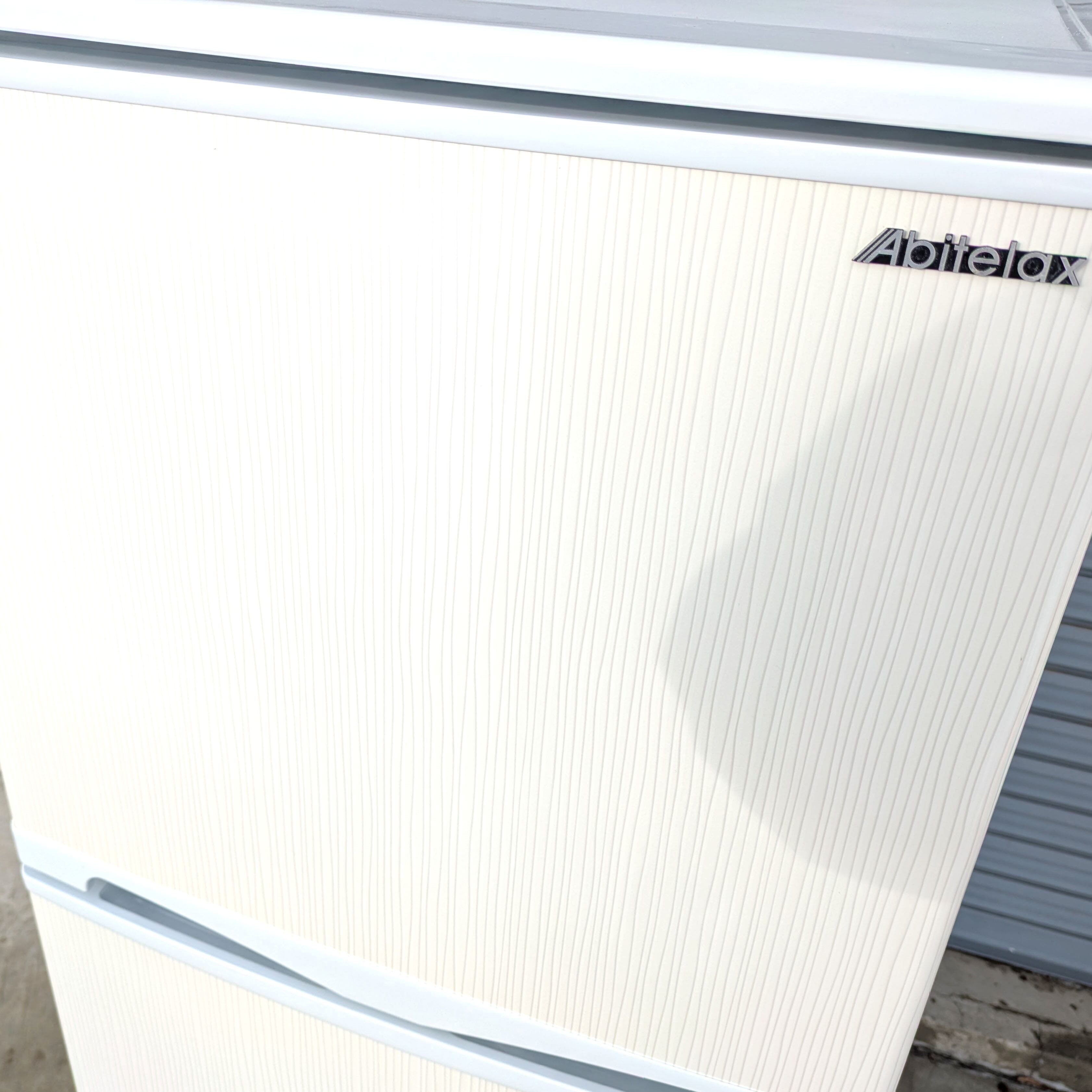 Abitelax(アビテラックス)・ノンフロン冷凍冷蔵庫・138L・2021年製・AR