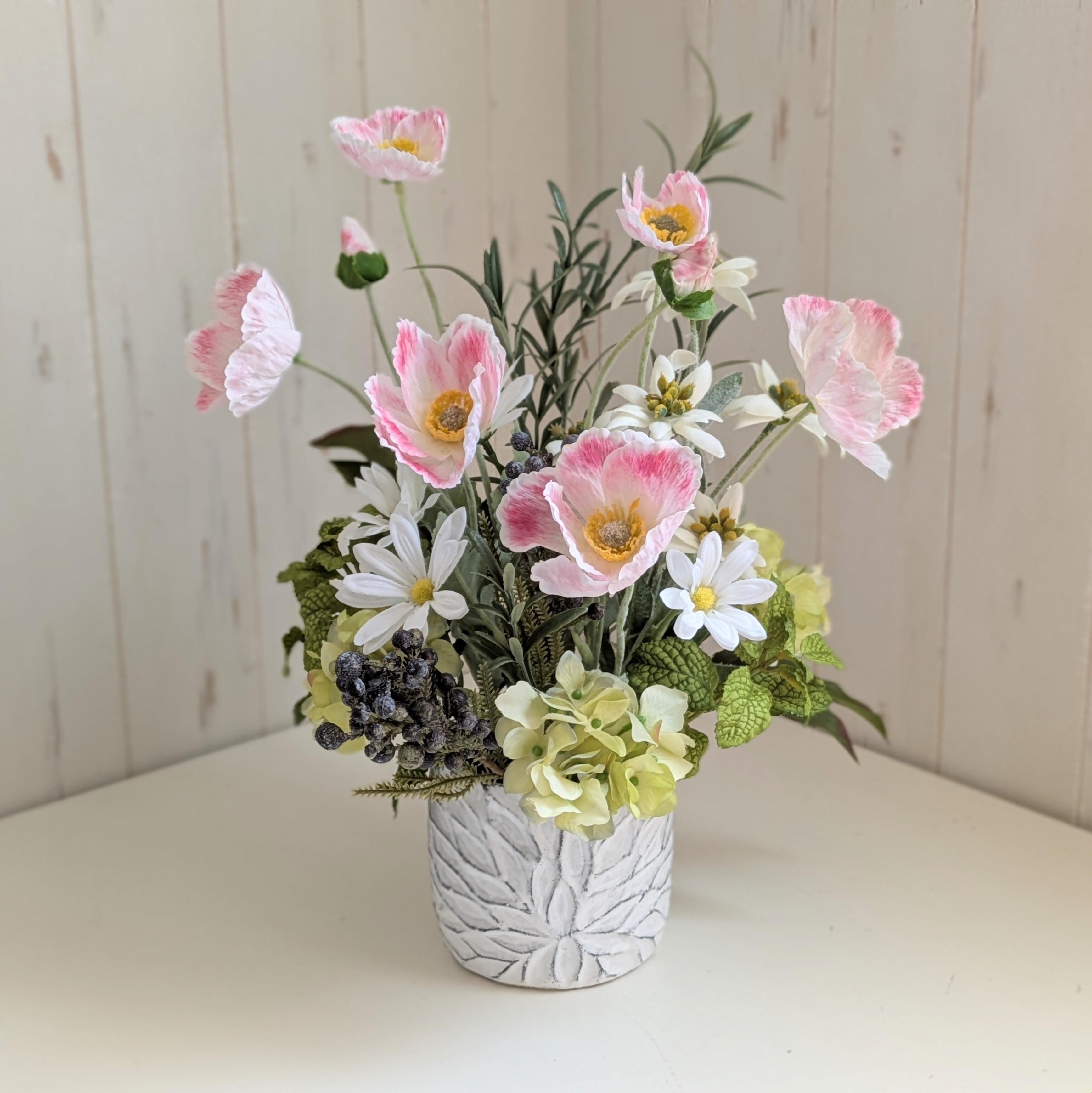ピンクポピーアレンジメント | Flower Art Shop サエラ