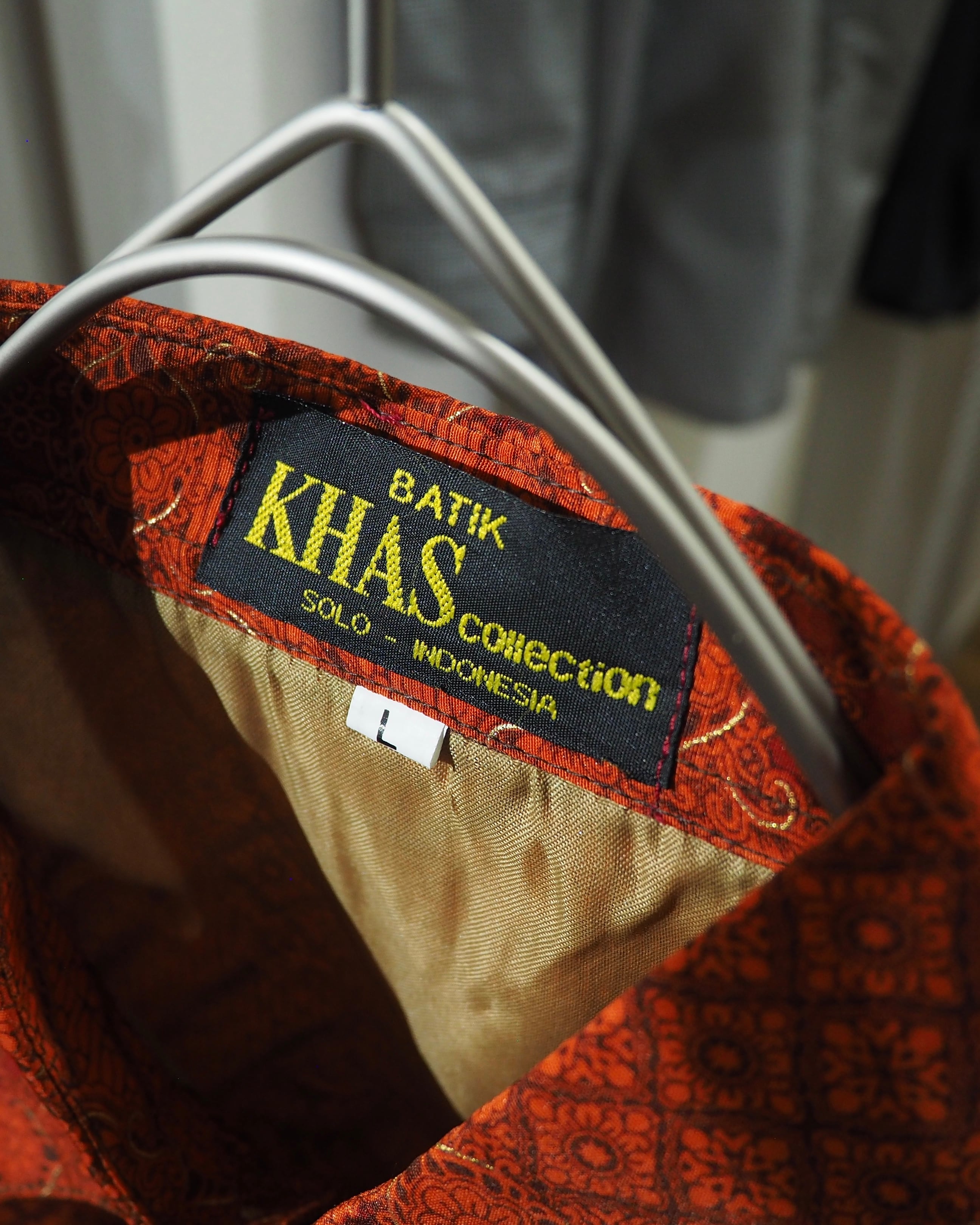 " 絢爛 " Beautiful Oriental Batik Flower Pattern Vintage Drape Loose Shirt