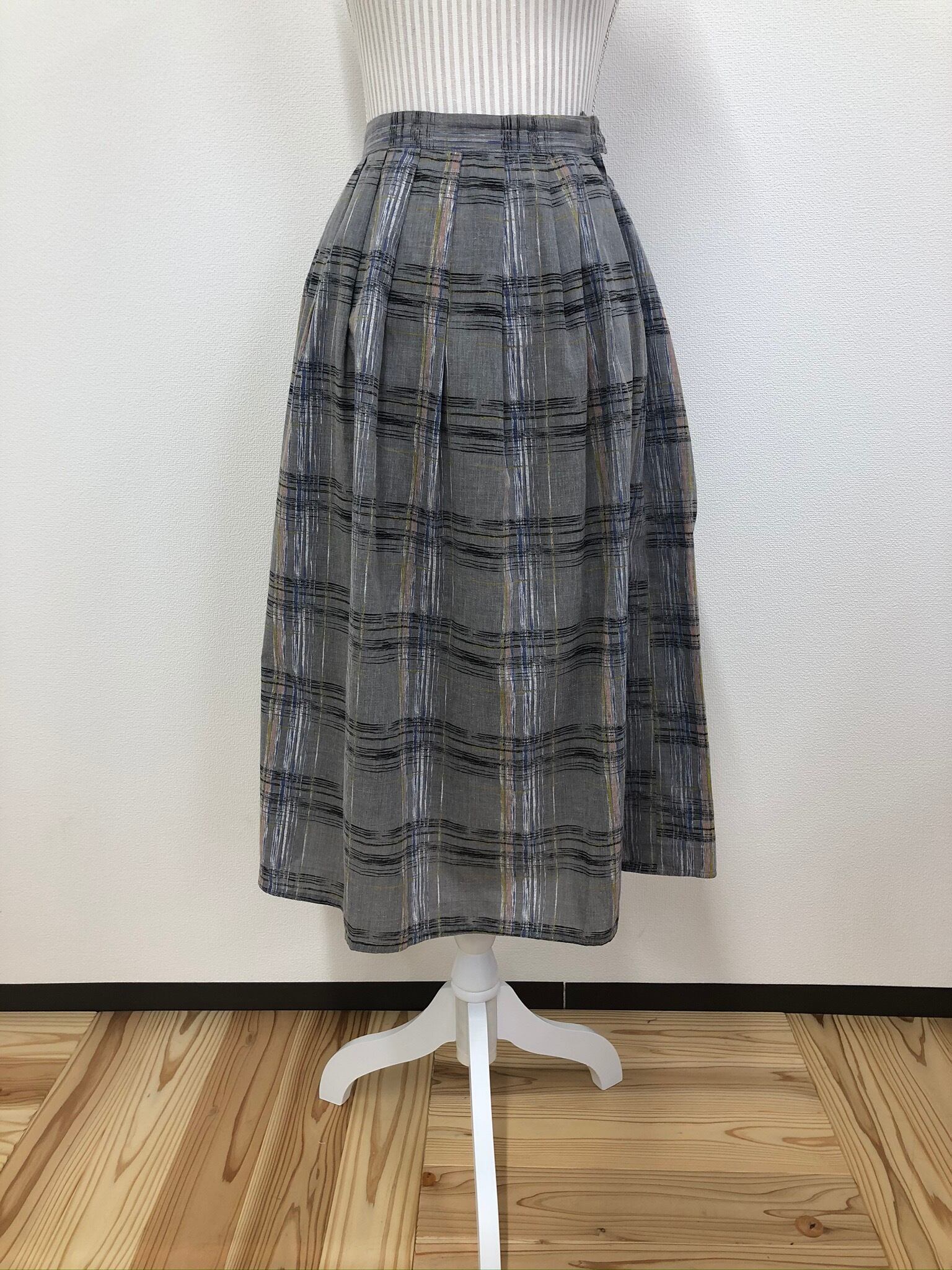 tweed check print tuck skirt