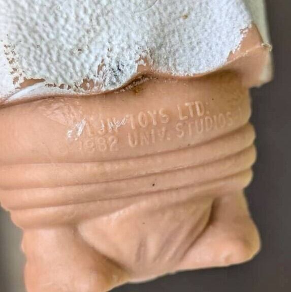 ☆ VINTAGE 1982☆【 E.T. ( イーティー ) 】【A】  PVCフィギュア / シーツ〚アメリカン雑貨 アメトイ〛