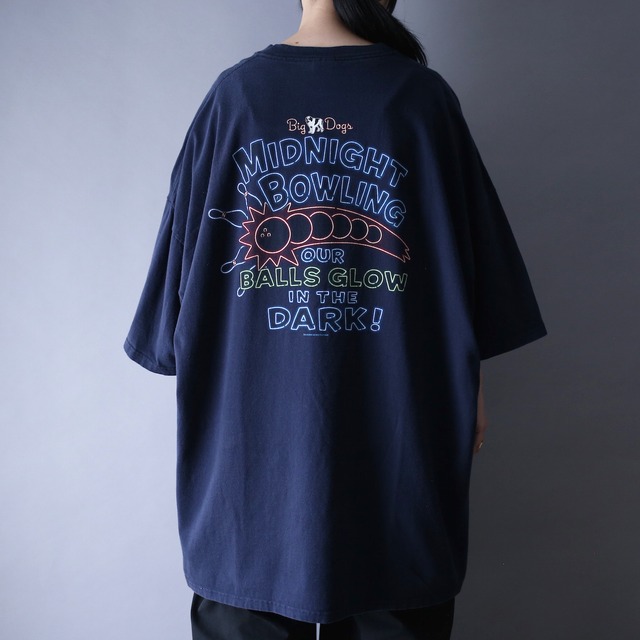 "BIG DOGS" bowling back printed XXXX over silhouette h/s tee