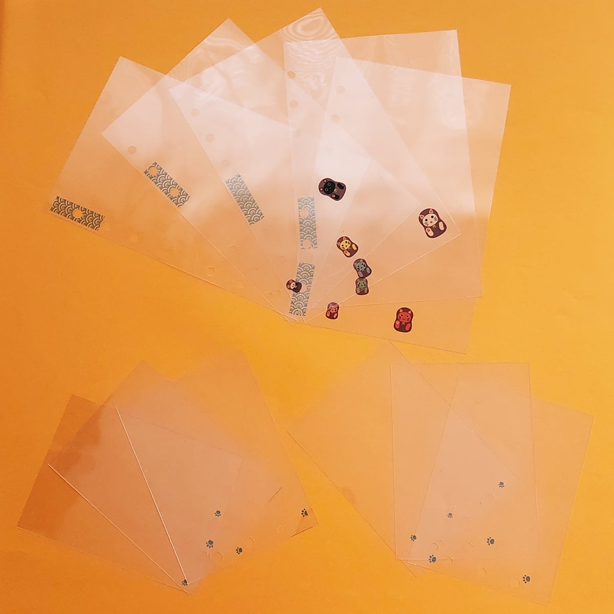 シール帳【手帳サイズ】6穴　ニャンリョーシカ