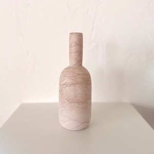 山本恵海 YAMAMOTO Megumi「石の瓶-8」