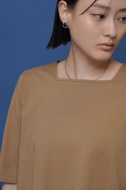 予約販売【 CYAN TOKYO 】スクエアネックバックギャザーTOPS (601454